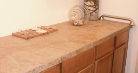 Elegant Counter Top w/ Porcelain Tile